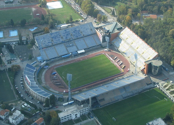 Fußballplatz- und Stadionanteile