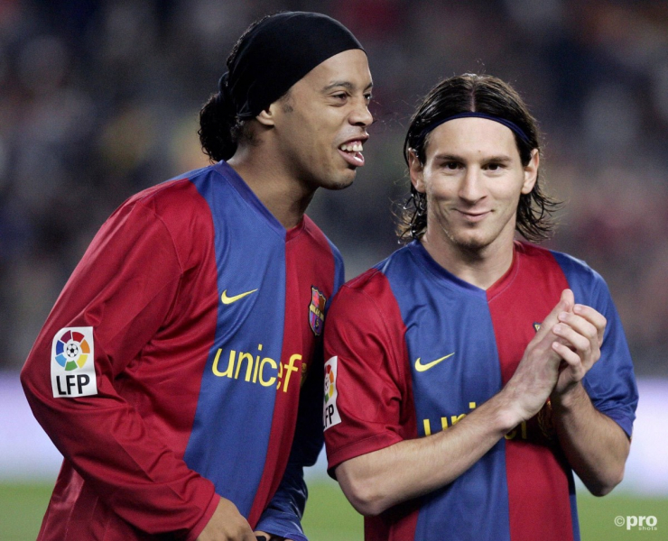 Ronaldinho bittet Messi, bei Barcelona zu bleiben Die besten Fußballmomente der Welt