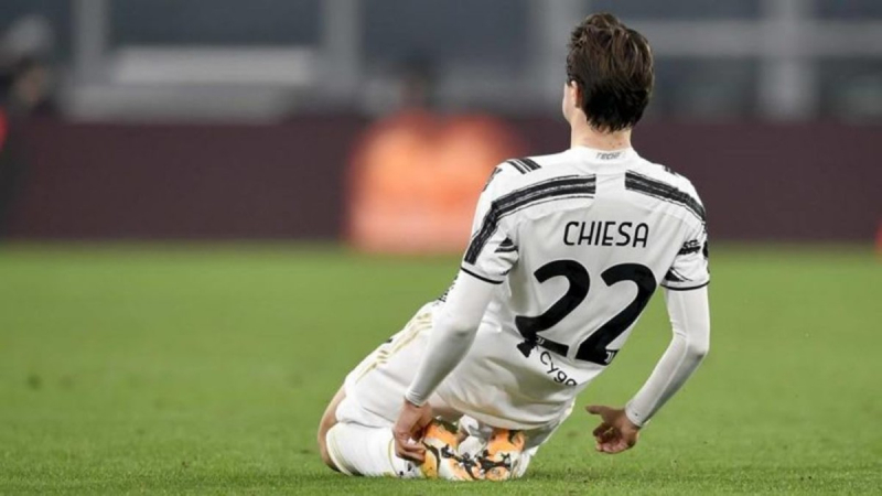 Why Liverpool need to sign Chiesa this summer