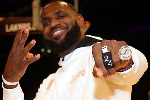Wie viele Ringe hat LeBron?