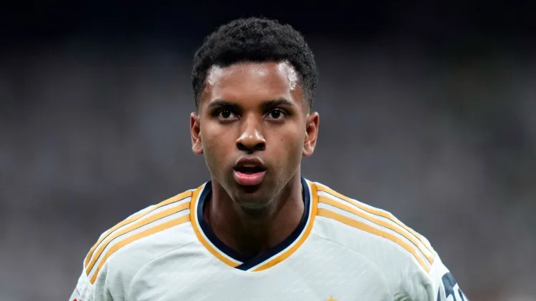 EXKLUSIV: Man City gibt Dias neuen Vertrag, während Gespräche zwischen Eze und Rodrygo stattfinden